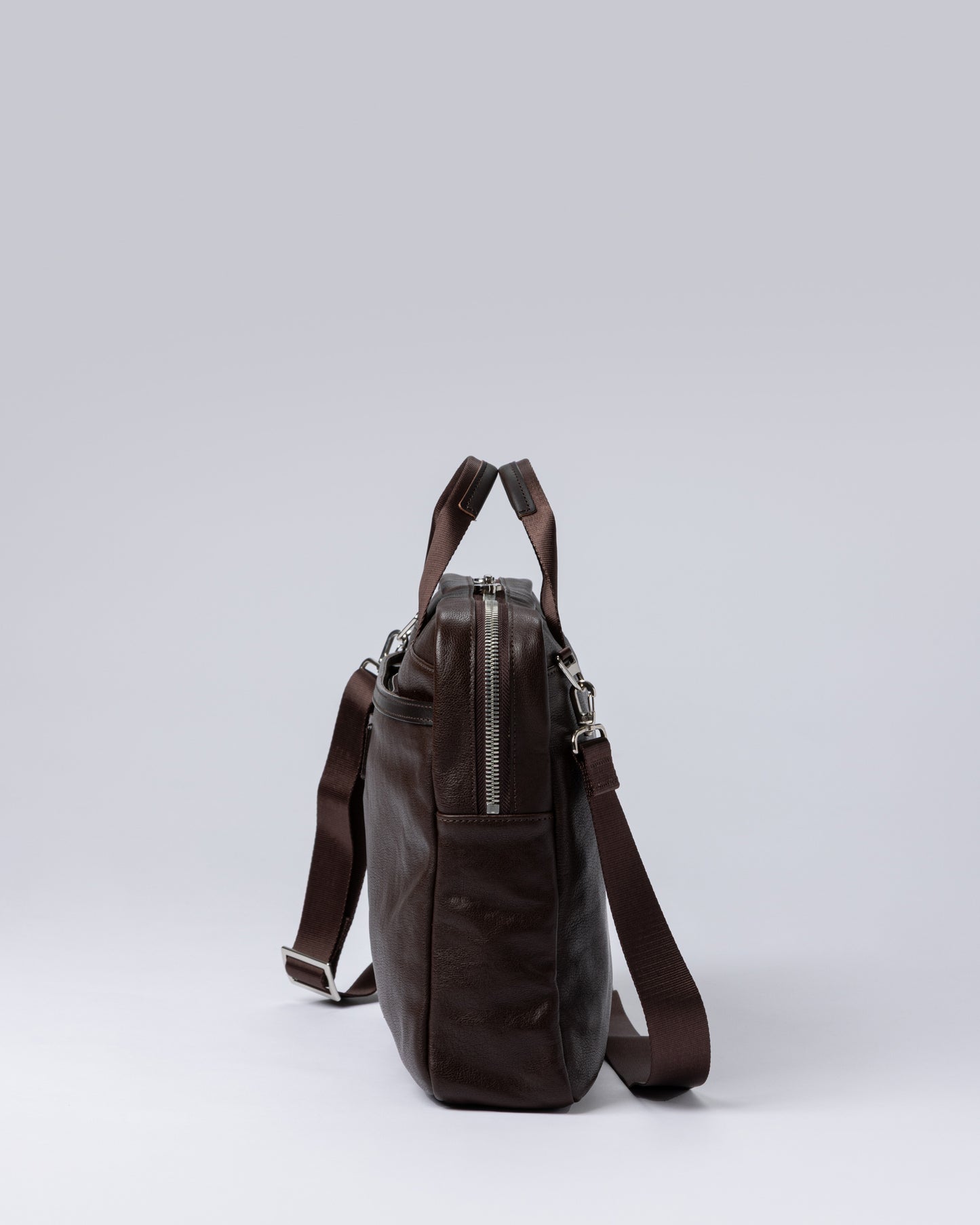 DAY TRIPPER PLUS BRIEFCACE CDTF-011